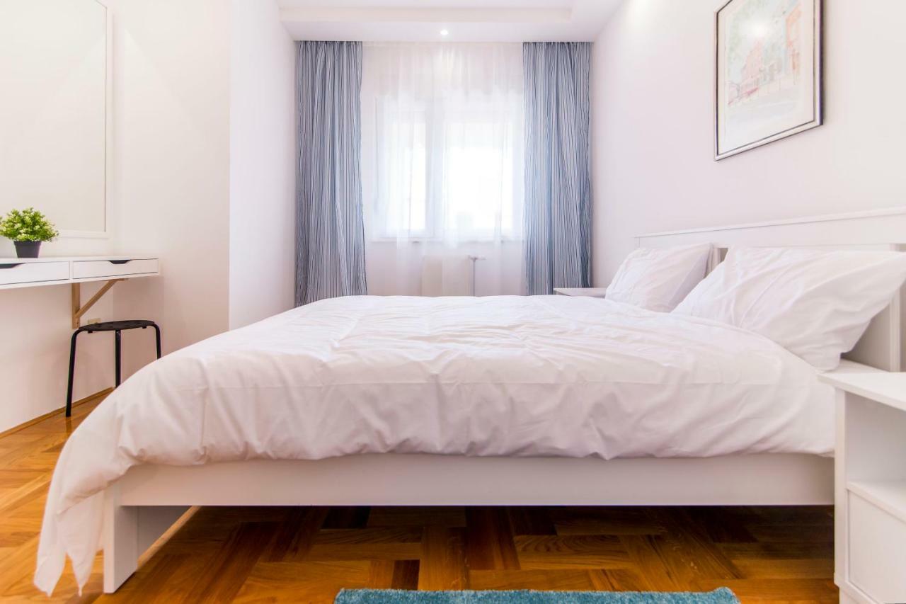 Grove Apartment + Free Parking Нови-Сад Экстерьер фото